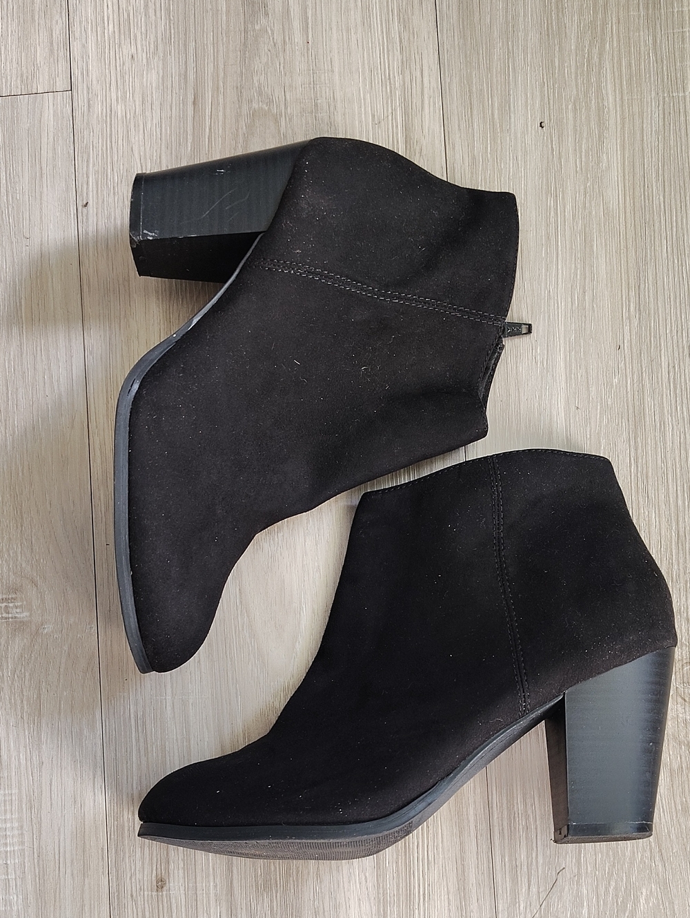 Old Navy Black Suede Ankle Booties with Block Heel
